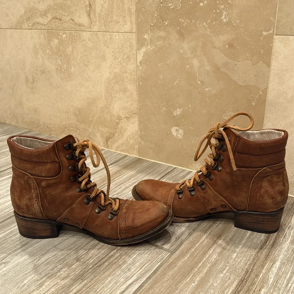 Freebird by Steven Gage boots, brown Women’s size 9, like new - Picture 3 of 9